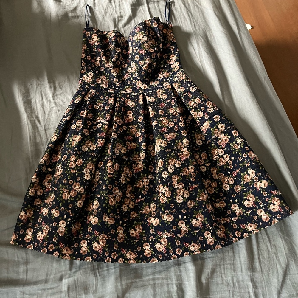 Sans Souci babydoll strapless floral dress